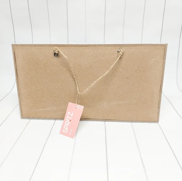 Valentines Day Kissing Booth Sign - Picture 7 of 9